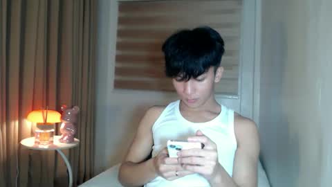 Rey online show from May 6, 6:03 pm