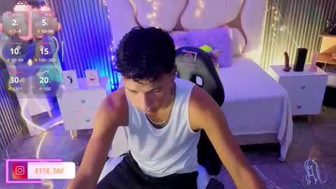 ette online show from March 10, 3:44 am