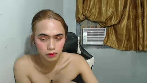 YELLA online show from January 15, 6:29 pm