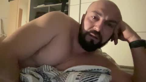 europeloverboy online show from January 8, 2:03 am