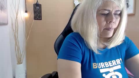 eva_love49 online show from November 25, 12:04 pm