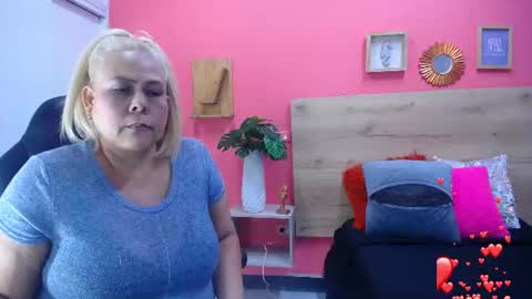eva_love49 online show from June 25, 6:57 pm