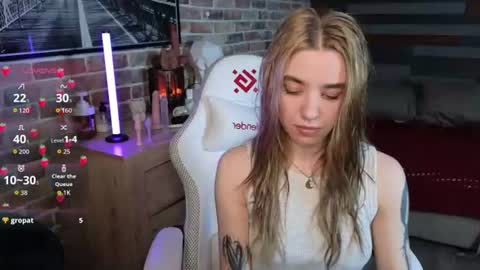 eva_mini online show from June 10, 9:13 pm