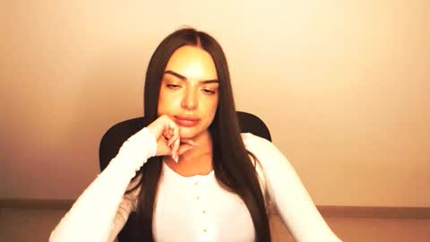 Eva online show from November 14, 4:42 pm