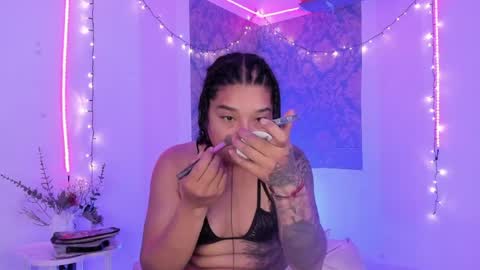 Eva  online show from June 25, 10:53 am