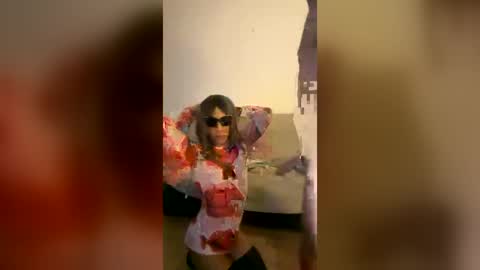 eva_spanihs online show from June 15, 12:02 am