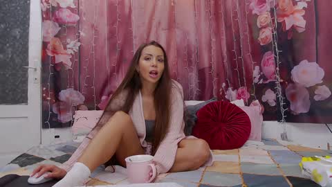 Eva online show from February 4, 3:26 pm