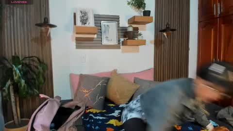 Eva online show from April 23, 2:08 pm