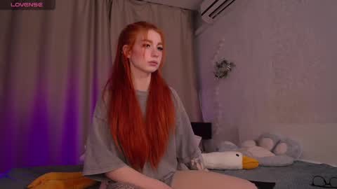 Snapshot of evaa_moonn_ chatting on February 9, 11:46 pm Eva online show from February 9, 11:46 pm