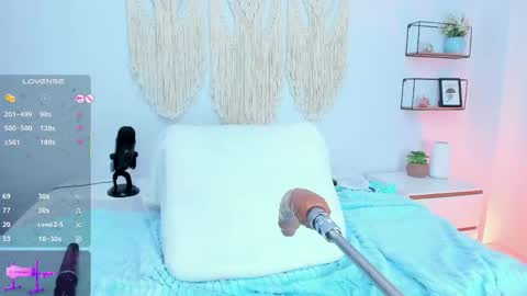 evaa_rosee online show from June 6, 8:04 pm