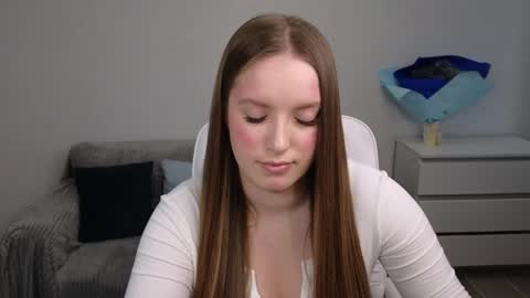 Snapshot of evajuly chatting on February 26, 8:28 am Eva online show from February 26, 8:28 am