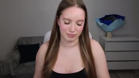 Snapshot of evajuly chatting on March 8, 7:31 pm Eva online show from March 8, 7:31 pm