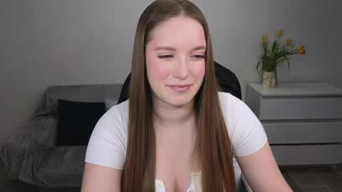 Snapshot of evajuly chatting on March 10, 4:57 pm Eva online show from March 10, 4:57 pm