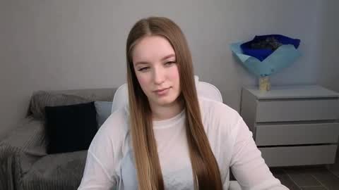 Snapshot of evajuly chatting on February 27, 8:24 am Eva online show from February 27, 8:24 am