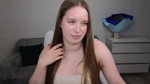 Snapshot of evajuly chatting on March 7, 7:27 pm Eva online show from March 7, 7:27 pm