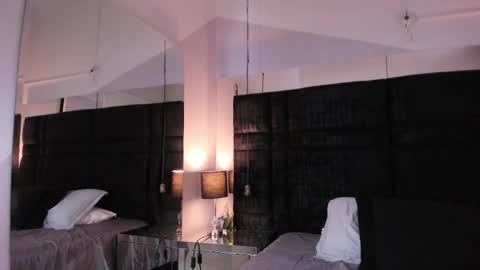 Eva  online show from October 14, 2:42 pm