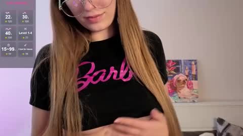 Eva online show from October 19, 4:44 pm