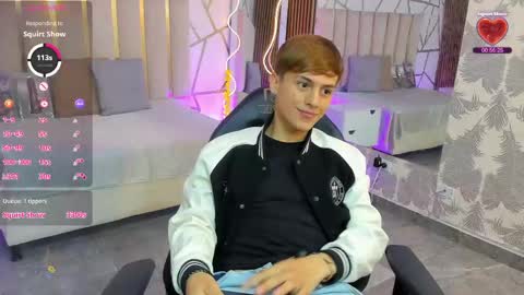 evan_tay online show from April 18, 3:52 am