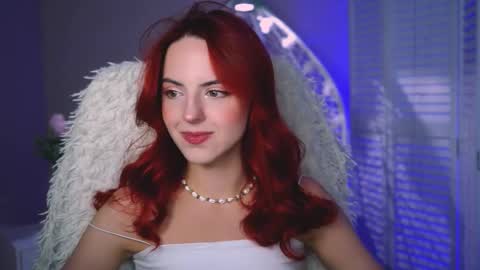 Snapshot of evanellson chatting on September 21, 12:20 pm Eva  online show from September 21, 12:20 pm