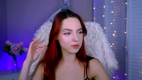 Eva  online show from December 5, 6:16 pm