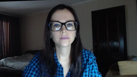 YourMistress online show from October 15, 8:59 am