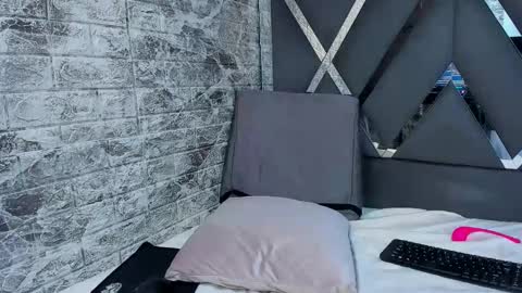 Eva online show from March 8, 10:45 pm