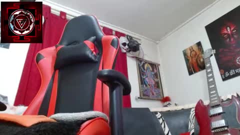 evans_xy online show from May 16, 3:03 am