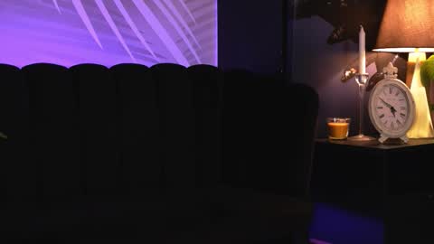 EvaRhea online show from February 25, 4:38 am