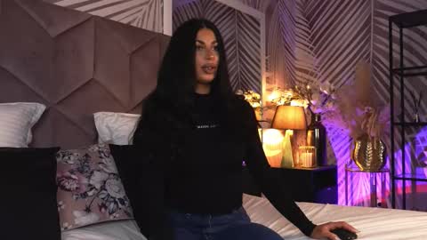 EvaRhea online show from March 30, 2:55 am