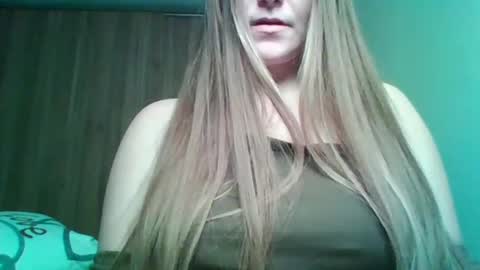 evasapples2026 online show from February 7, 2:53 pm