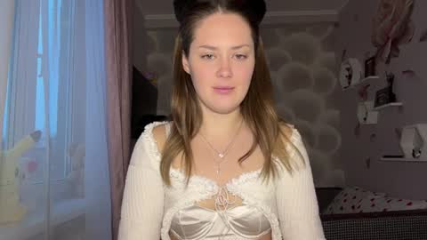 EvaxBlush online show from April 11, 9:13 am