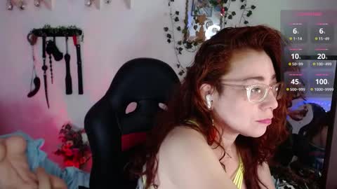 Eve Blue  friends. IG eve blue77 TW EveBlue 1 OF eveblue7 online show from April 17, 12:24 am