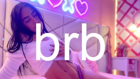 evecathalina1 online show from March 7, 2:33 am