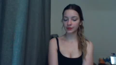 EvelinaMagnetic online show from June 16, 8:46 pm