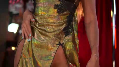 Evelyn online show from September 10, 6:20 pm