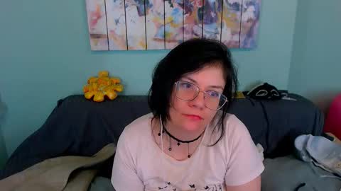 Everly online show from March 4, 10:01 am