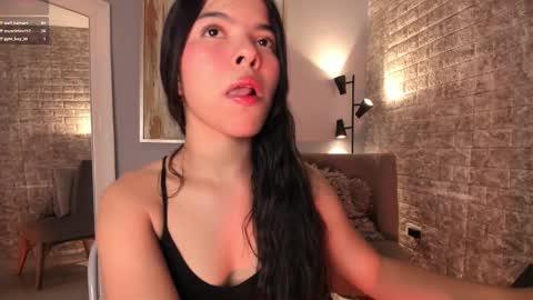 Snapshot of everyh chatting on February 11, 11:12 pm Sophia online show from February 11, 11:12 pm