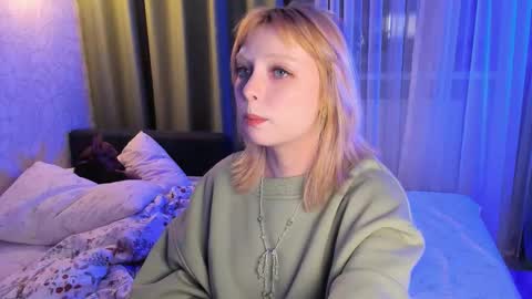 Forget me not eve on CB online show from November 21, 2:37 pm