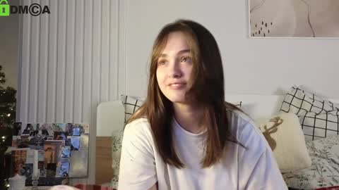 Snapshot of evi_woow chatting on December 30, 8:04 pm evi_woow online show from December 30, 8:04 pm