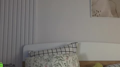 Snapshot of evi_woow chatting on December 13, 9:20 pm evi_woow online show from December 13, 9:20 pm