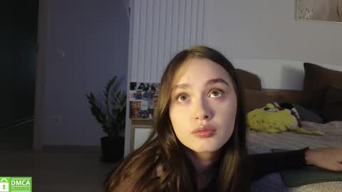 Snapshot of evi_woow chatting on October 11, 7:28 pm evi_woow online show from October 11, 7:28 pm