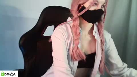 Renesme White Im here from Monday to Friday online show from June 24, 4:41 am