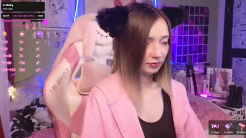 Evie online show from November 21, 8:23 am