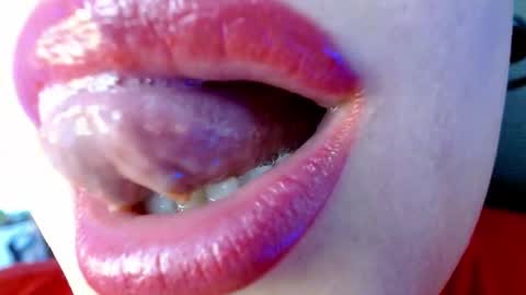 Evoleth online show from December 28, 1:06 pm