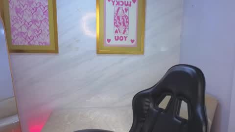 Hi Stream 1000pm to 600am online show from April 11, 6:40 am