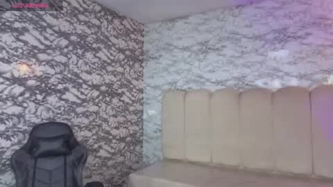 Hi Stream 1000pm to 600am online show from February 4, 6:50 am