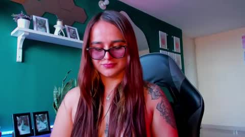 EVY online show from May 14, 6:17 pm