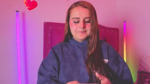 Snapshot of evy_orange1 chatting on October 7, 1:12 am EVY online show from October 7, 1:12 am