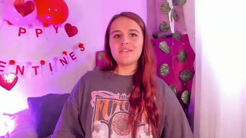 Snapshot of evy_orange1 chatting on January 31, 8:33 pm EVY online show from January 31, 8:33 pm