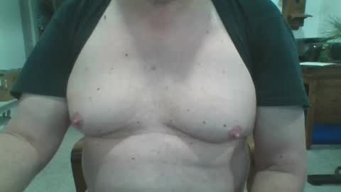 Snapshot of excitacbleguy9 chatting on December 16, 4:27 pm was excitablyguy hacked online show from December 16, 4:27 pm